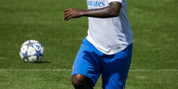 迎生涯西甲200胜，卡瓦哈尔：作为队长很自豪，为前几天行为道歉