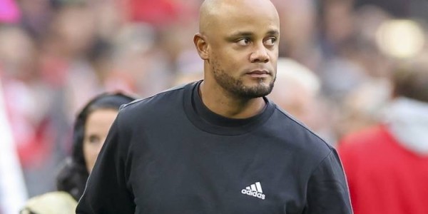 名宿直言拜仁困难：主力替补实力差距大，高压逼抢太耗体力困扰多