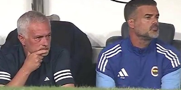 穆里尼奥神级用人！2新援首发破门，塔利斯卡替补绝杀，5-2晋级强敌挑战